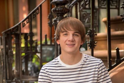“Joven genio crea test para cáncer de páncreas y se convierte en millonario”