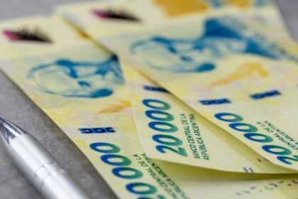 “¿Vuelve el carry trade? Consejos para pesos ante dólar cerca del techo de la banda”