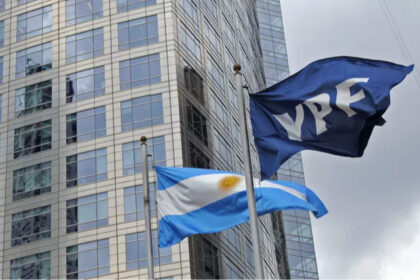“Argentina puede apelar sin entregar acciones de YPF”