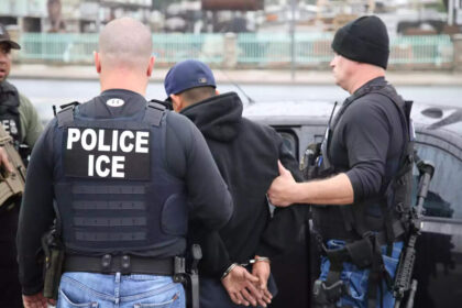 “ICE deporta más de 1400 inmigrantes ilegales diariamente”