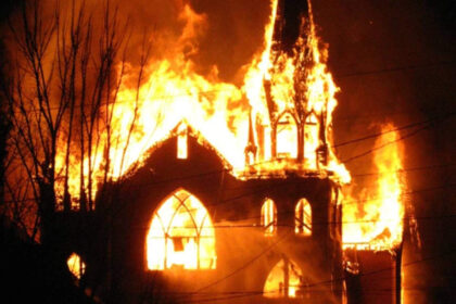 “Escándalo: Inmigrante marroquí incendia iglesia en Granada”