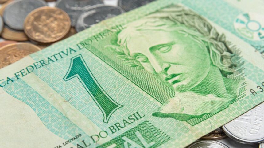 “Descubre el precio del Real Blue hoy, viernes 17 de octubre”