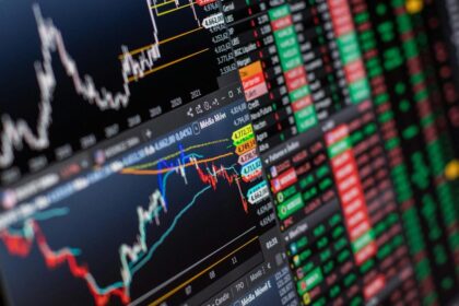 “Actualización dólar hoy y dólar blue: precios en tiempo real 22/10”