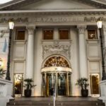 “Empleo en hotel de lujo: ¡Únete a un equipo en crecimiento en provincia prometedora!”