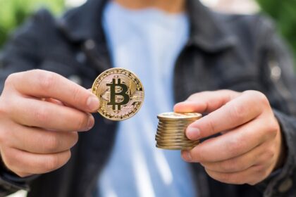 “Maximiza tu inversión en bitcoin sin venderlo: ¡Descubre cómo!”