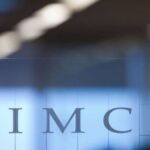 “Javier Milei instado a liberar el dólar: ¡Elimina las bandas ya!”