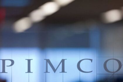 “Javier Milei instado a liberar el dólar: ¡Elimina las bandas ya!”