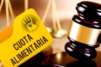 “Empresa condenada por no retener cuota alimentaria en indemnización”