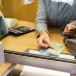 “Acuerdo salarial bancario: aumento salarial y retroactivo”