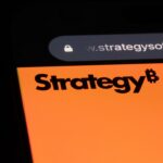 “Incertidumbre: Bitcoin y Strategy en la cuerda floja”