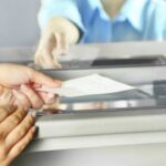 “Descubre el sueldo de un empleado bancario en diciembre 2025”