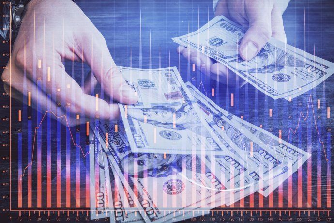 El dólar blue bajó $5.