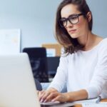 “Freelancers argentinos: ¿Cómo afectan los cobros en dólares digitales a tus ingresos?”