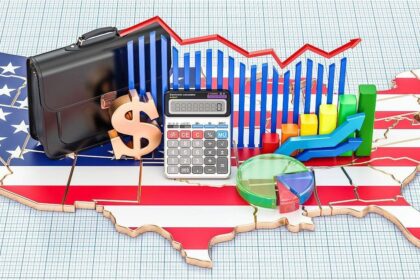 “EEUU reduce déficit comercial a mínimo en 5 años”