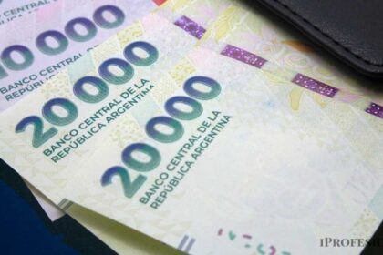 “Salario gerentes y directores en Argentina 2025: ¿Inflación afecta sueldo?”