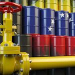 “Trump bloquea a Venezuela y el petróleo rebota un 3%”