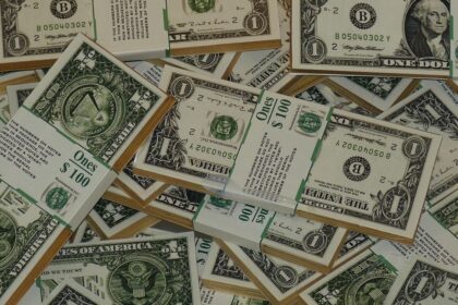 “Millón de dólares falsos incautados en Colombia”