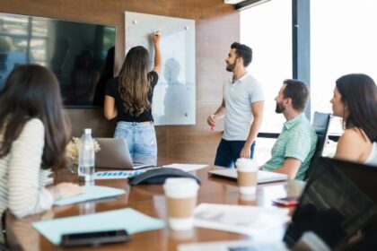 “Descubre cómo las empresas evalúan la formación de talentos para 2026”