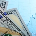 “¡Alerta! Dólar blue sube $300 en 2025, cerca de récord histórico”