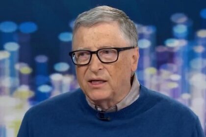 “Bill Gates advierte sobre IA: Nueva predicción impactante”