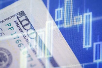 “Bonos en dólares repuntan tras 4 días de baja y alivio global”