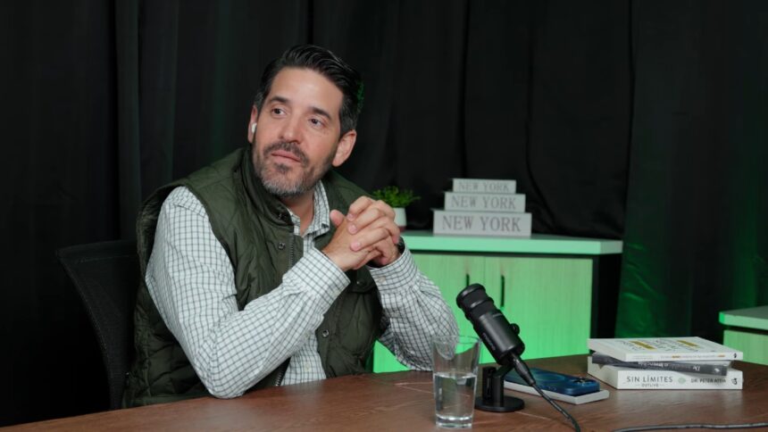 “Asdrúbal Oliveros: Propuesta de Sistema Multimoneda para Bancos Venezolanos”