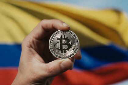 «Estudiantes colombianos se lanzan al mundo de Bitcoin»: Plan B Network