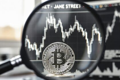 Jane Street hace millonaria compra de bitcoin, sumergida en rumores de manipulación