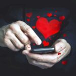 La industria del fraude “enamora” con inteligencia artificial y vacía cuentas bancarias