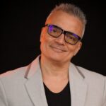 Era el peor vendedor de la empresa, creó su método y hoy triunfa enseñando cómo cerrar negocios