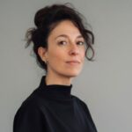 Cobrar menos para impactar más: la apuesta de esta consultora que le cobra menos a empresarias