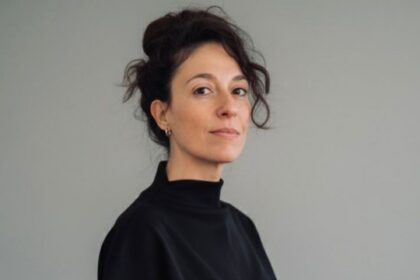 Cobrar menos para impactar más: la apuesta de esta consultora que le cobra menos a empresarias