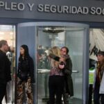 Oficial: el Gobierno eliminó el presentismo y baja el sueldo de empleados públicos