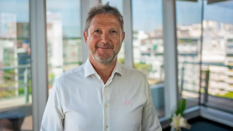 sucede a Fabio Rossi, quien concluyó su trayectoria de 24 años en la compañía, 12 de ellos como CEO