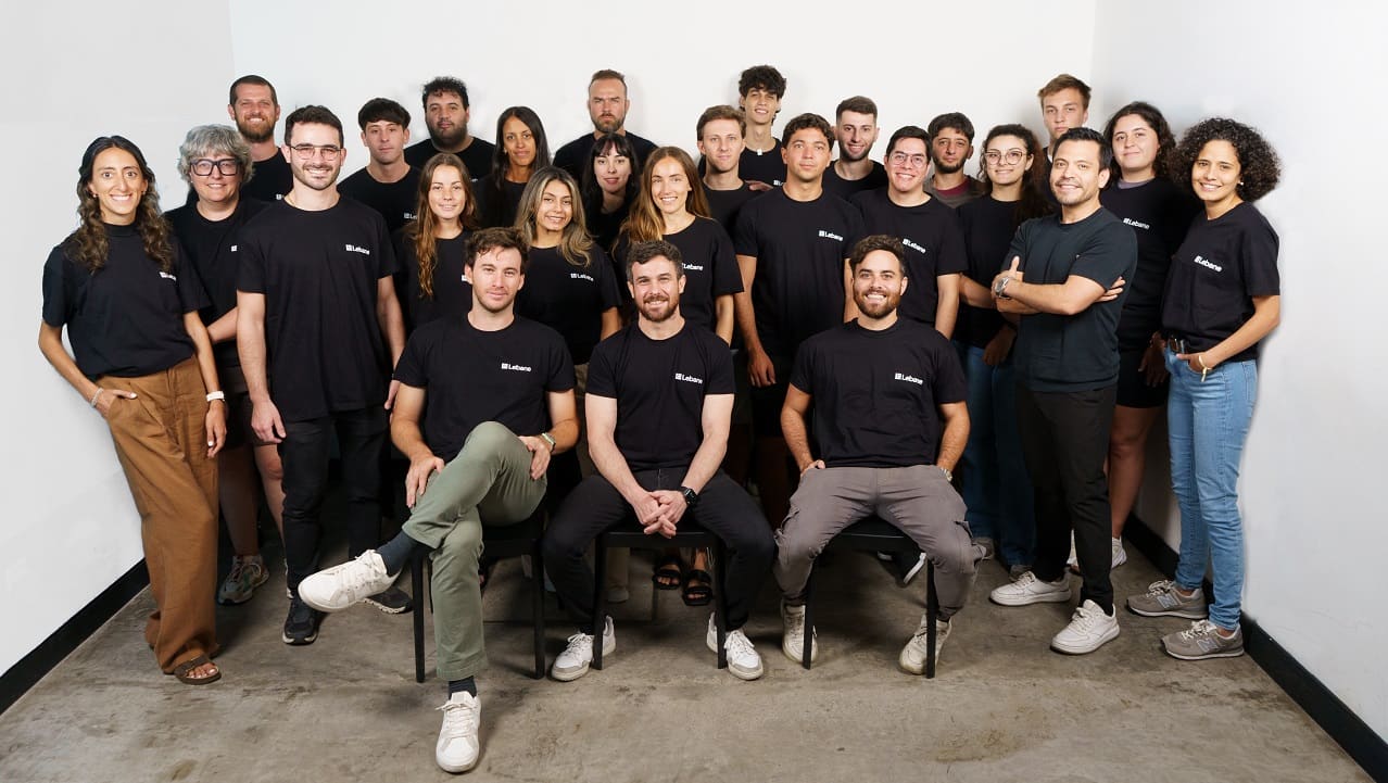 Parte del equipo y fundadores de Lebane