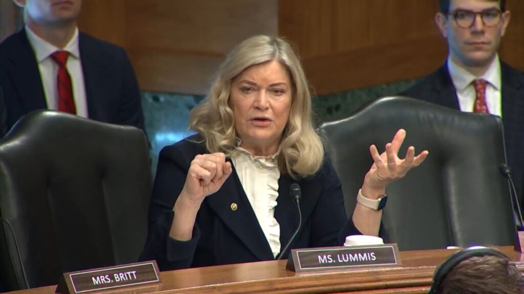 Fotografía de la senadora estadounidense Cynthia Lummis.