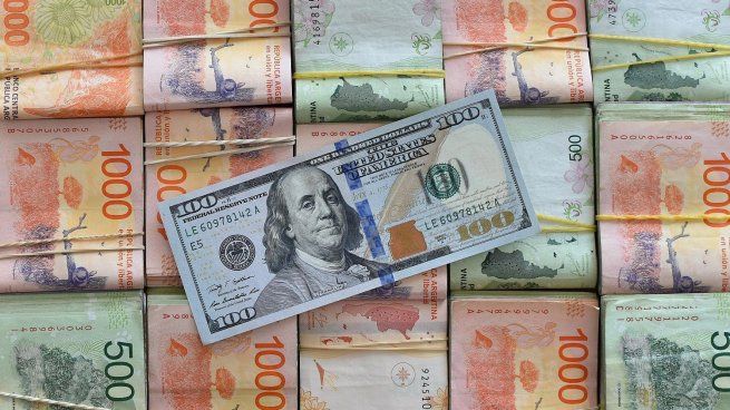 El Tesoro extendió vencimientos en pesos, aunque debe afrontar todavía un abultado monto de obligaciones en los próximos dos meses.