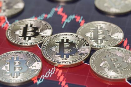 5 meses rojos para bitcoin ¿ya el precio tocó fondo o no?