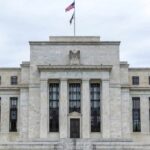 Vicepresidenta de la FED respalda más recortes de tasas, ¿qué significa para bitcoin?