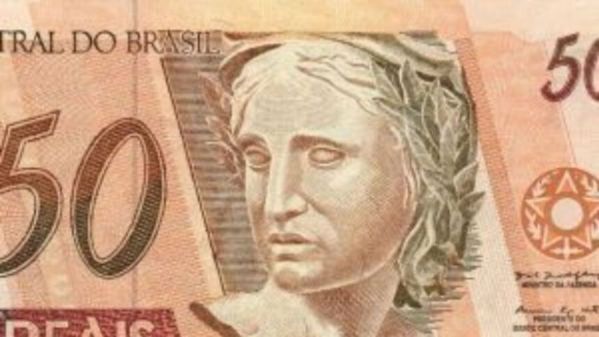 Real blue: a cuánto opera este lunes 9 de marzo