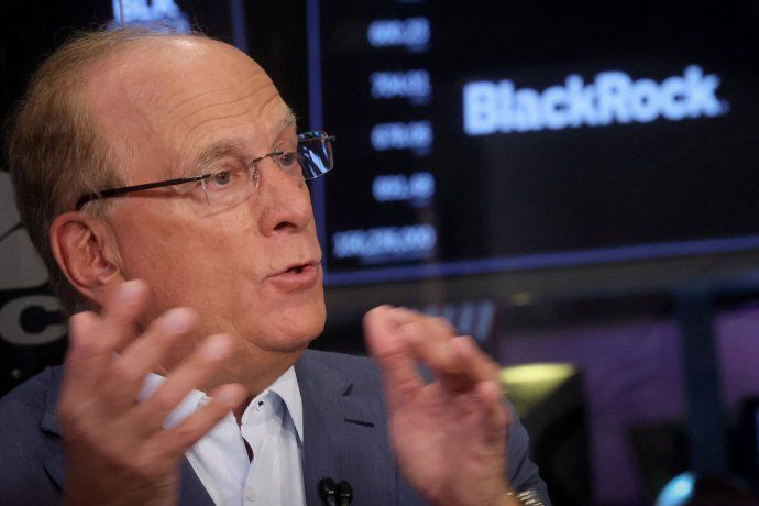 Larry Fink, CEO de BlackRock, justificó el 