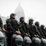 El sueldo que cobra un oficial de la Policía Federal en abril 2026