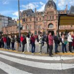 Para la city, “la calle” es un riesgo creciente contra el Gobierno: suba en combustibles, más inflación y salarios rezagados