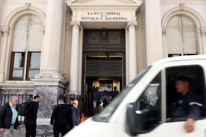 Otra señal para reactivar el crédito: el BCRA volvió a flexibilizar encajes
