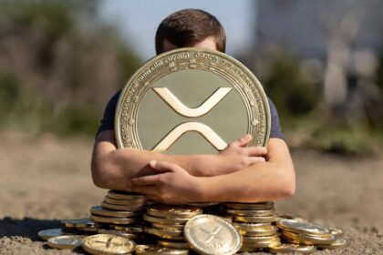 «¡Conserven sus XRP!», dice inversor que advierte que el dólar se desplomará