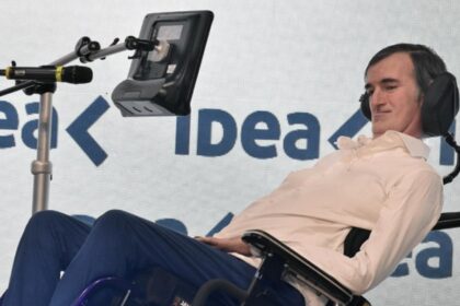 Esteban Bullrich: “La ELA se está llevando mi cuerpo, no debería llevarse también mi dinero”