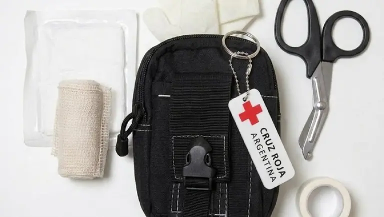 Botiquín de primeros auxilios en la oficina: qué debe contener según la normativa vigente en Argentina