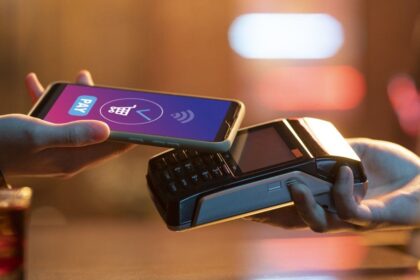 Cambios en los pagos digitales: cómo deben adecuarse las fintech a la nueva norma del BCRA