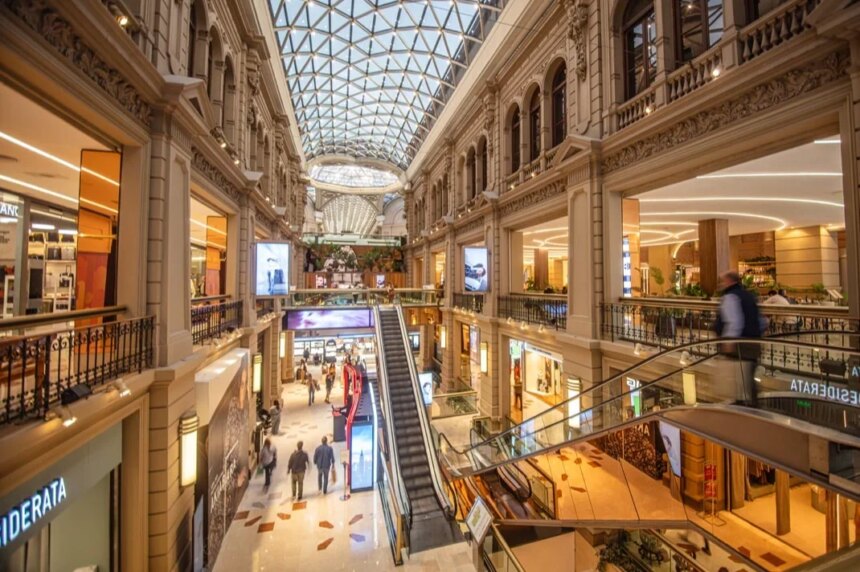 Boom de marcas internacionales: los shoppings ya tienen listas de espera