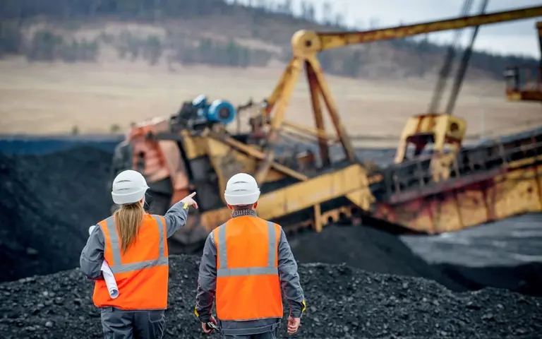 Nueva carrera corta y semipresencial con gran salida laboral en el sector de Minería